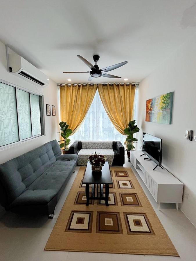 Aina Staycation, Metrocity Kuching Exteriör bild